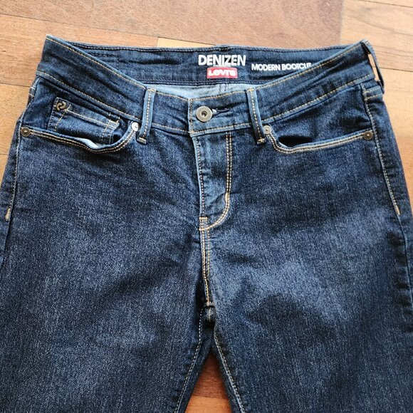 Denizen from Levi's Dark Wash Modern Bootcut Jeans Size 6 - Picture 4 of 16